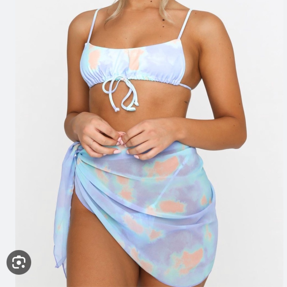 White fox boutique sarong